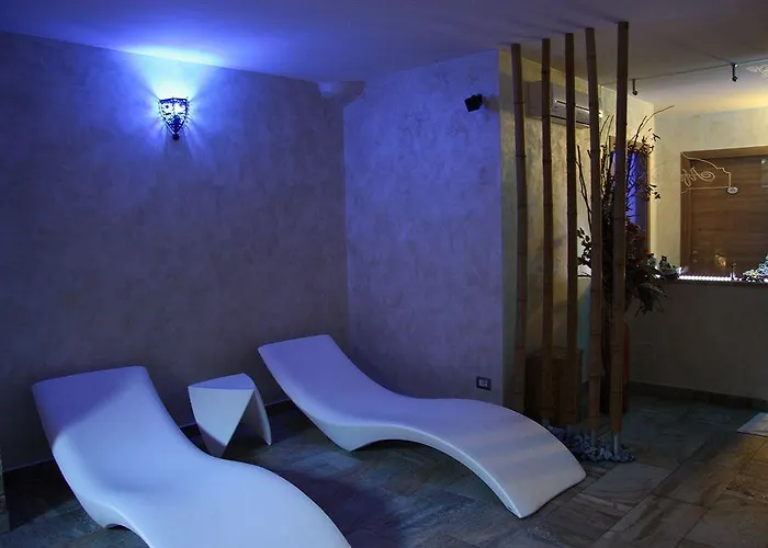Aurelia Garden Gold Roma
