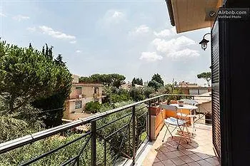 Aurelia Garden Gold Acomodação com café da manhã  4*