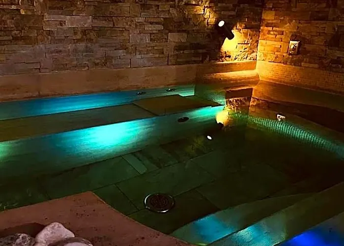 Aurelia Garden Gold Oda ve Kahvaltı 4*