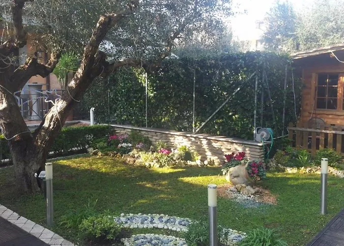 Aurelia Garden Gold Oda ve Kahvaltı