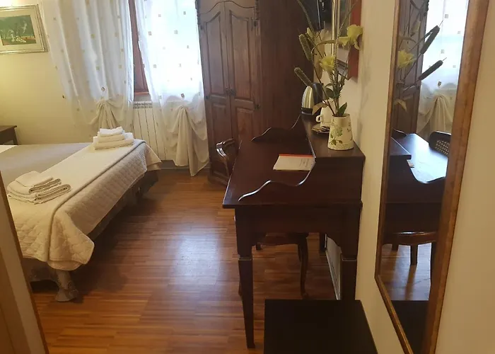 Aurelia Garden Gold Oda ve Kahvaltı